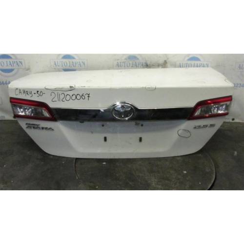 Крышка багажника TOYOTA CAMRY 50 12-15