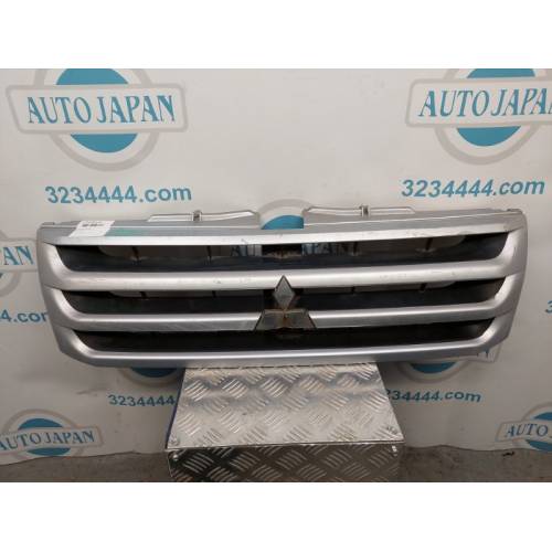 Решетка радиатора MITSUBISHI PAJERO 99-06