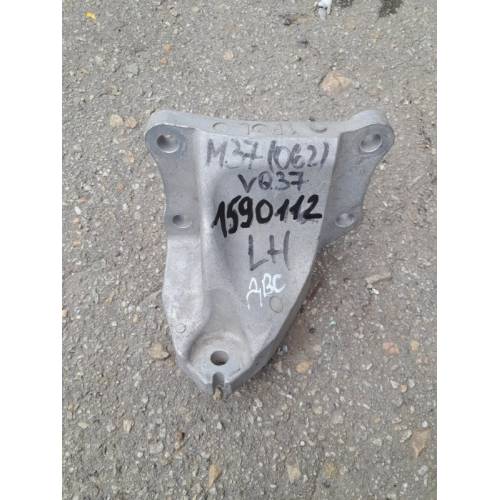 Кронштейн опори двигуна INFINITI M25/M37/M56/Q70/M35H 10-16