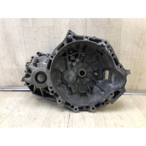 Крышка МКПП передн. TOYOTA AURIS 06-12