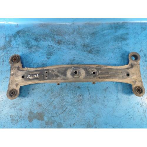 Балка задньої підвіски TOYOTA CAMRY 20 96-02