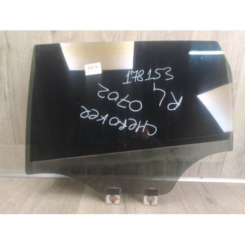 Стекло двери задн. лев. JEEP CHEROKEE 14-