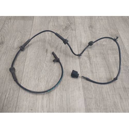 Датчик ABS задн. лев. NISSAN PATHFINDER R52 12-21