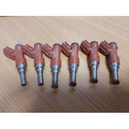 Форсунка топливная TOYOTA VENZA 09-16