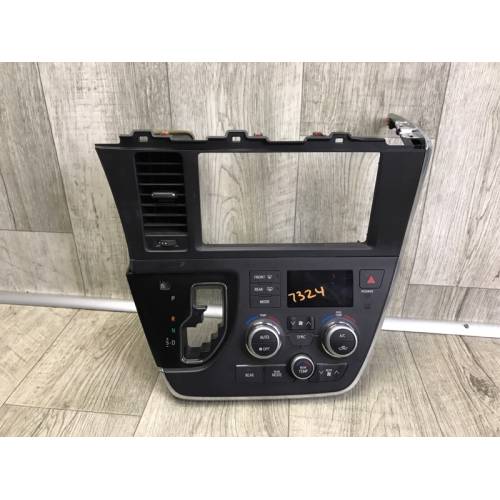 Блок управления печкой TOYOTA SIENNA 11-16 Блок управления печкой TOYOTA SIENNA 11-16