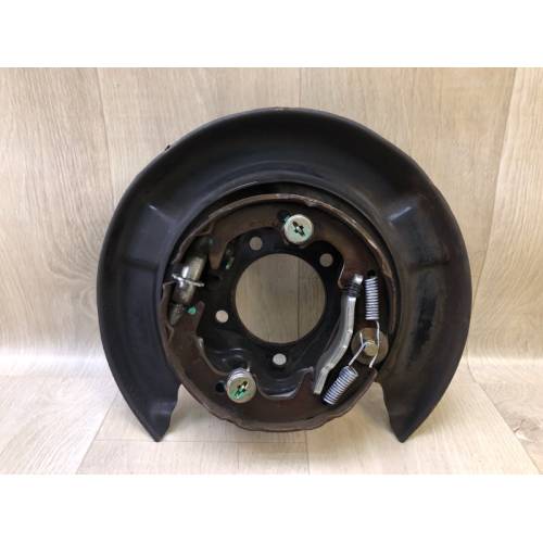 Гальмівний механізм задн. лів. TOYOTA CAMRY 30 02-06