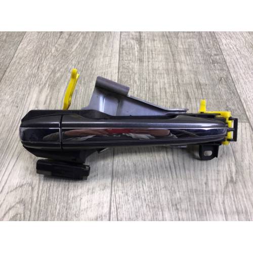 Ручка двері зовнішня задн. лів. TOYOTA VENZA 09-16