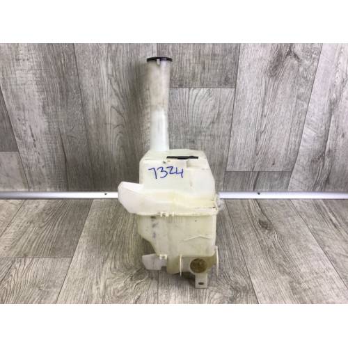 Бачок омывателя TOYOTA SIENNA 11-16