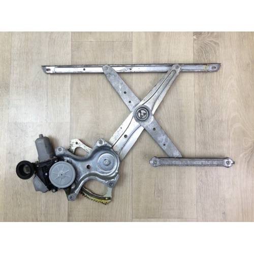 Склопідйомник задн. прав. TOYOTA VENZA 09-16