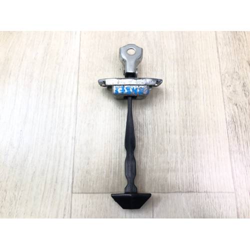 Ограничитель двери задн. прав. NISSAN VERSA B17 11-19