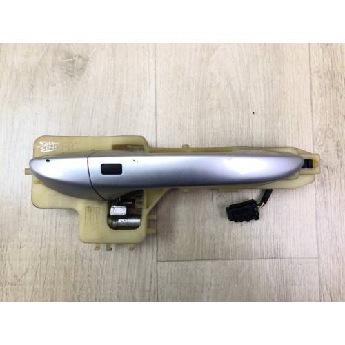 Ручка двери наружная передн. прав. HYUNDAI VELOSTER 11-18