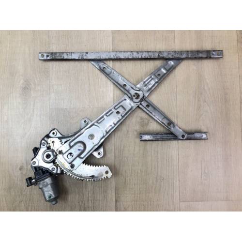 Стеклоподъемник передн. прав. NISSAN VERSA B17 11-19