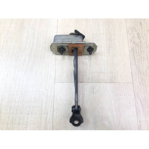 Ограничитель двери передн. прав. HYUNDAI TUCSON TL 15-20