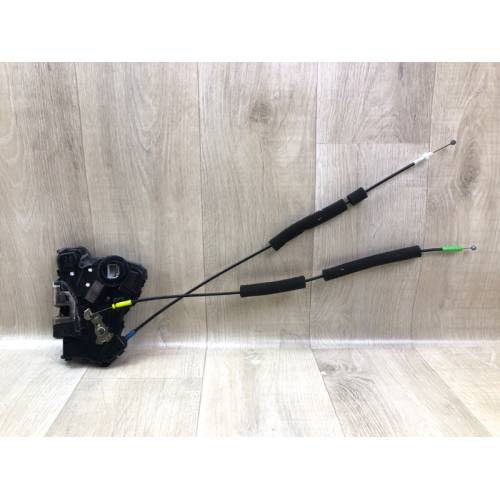 Замок двери передн. лев. TOYOTA CAMRY 30 02-06