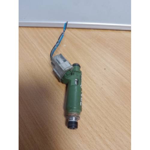 Форсунка паливна TOYOTA MATRIX 02-08