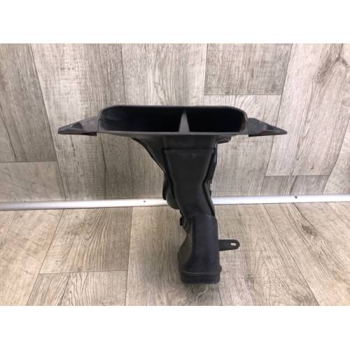 Повітрозабірник TOYOTA SIENNA 11-16