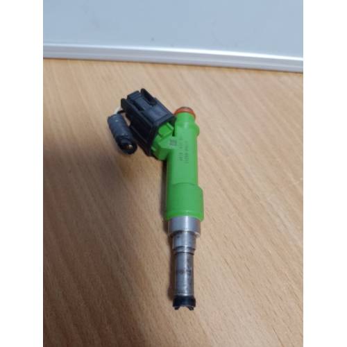 Форсунка паливна TOYOTA CAMRY 50 12-15