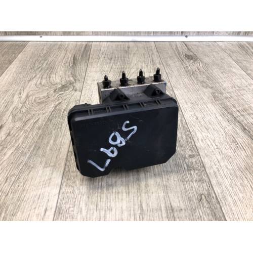 Блок ABS TOYOTA COROLLA 150 06-13