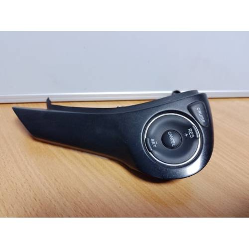 Кнопки руля прав. HONDA ACCORD CR 13-18