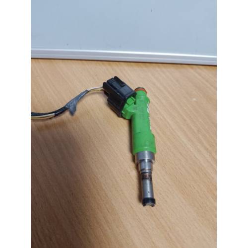 Форсунка паливна TOYOTA CAMRY 50 12-15