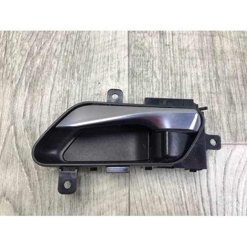 Ручка двери внутренняя передн. лев. NISSAN X-TRAIL/ROGUE T33 20-