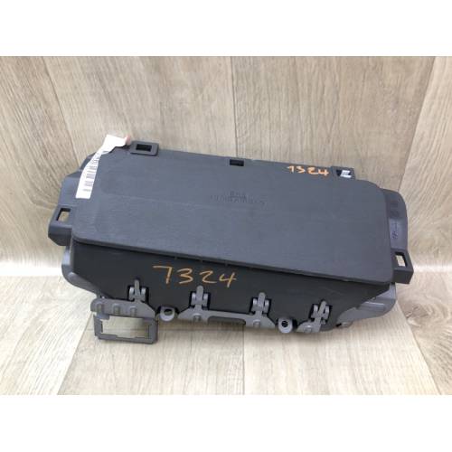 Подушка безпеки в коліна лів. TOYOTA SIENNA 11-16