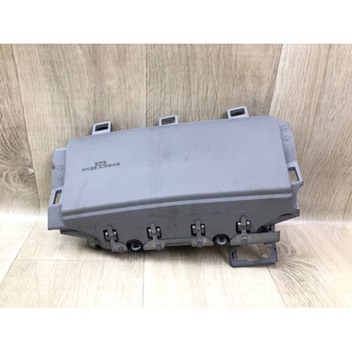 Подушка безпеки в коліна лів. TOYOTA CAMRY 40 06-11