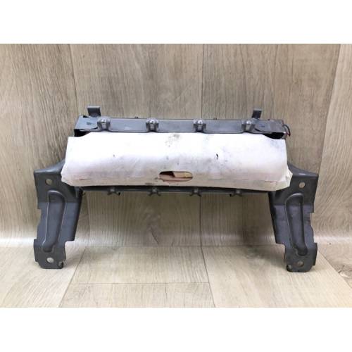 Подушка безопасности в колени лев. MITSUBISHI OUTLANDER GF 12-