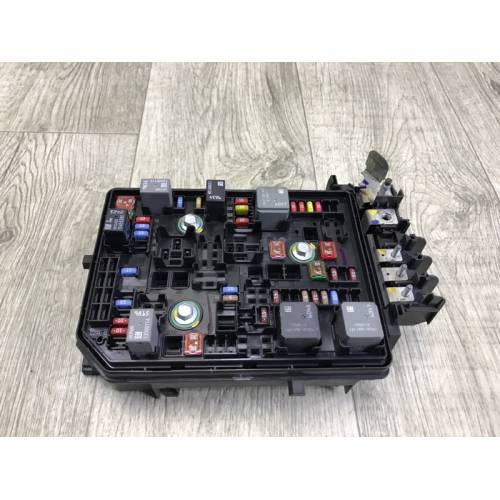 Блок предохранителей CHEVROLET CRUZE 15-