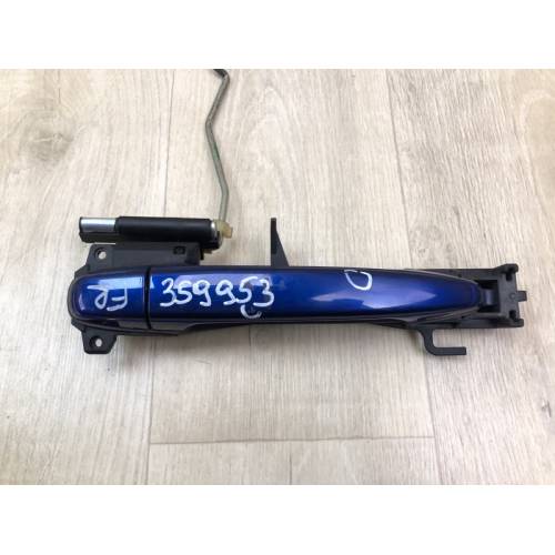 Ручка двері зовнішня передн. прав. TOYOTA CAMRY 40 06-11