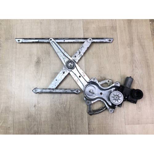 Склопідйомник задн. лів. TOYOTA SIENNA 11-16