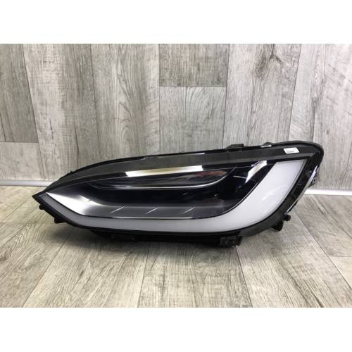 Фара лев. TESLA MODEL X 12-