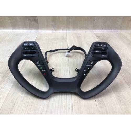 Кнопки на руль KIA FORTE YD 12-