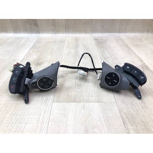 Кнопки на руль KIA SOUL PS 13-19