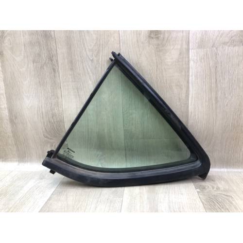 Стекло двери глухое задн. лев. NISSAN VERSA B17 11-19