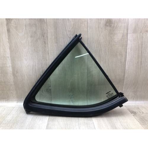 Стекло двери глухое задн. прав. NISSAN VERSA B17 11-19