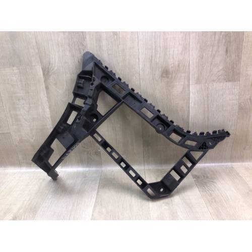 Кронштейн заднього бампера лів. VOLKSWAGEN JETTA USA 10-17