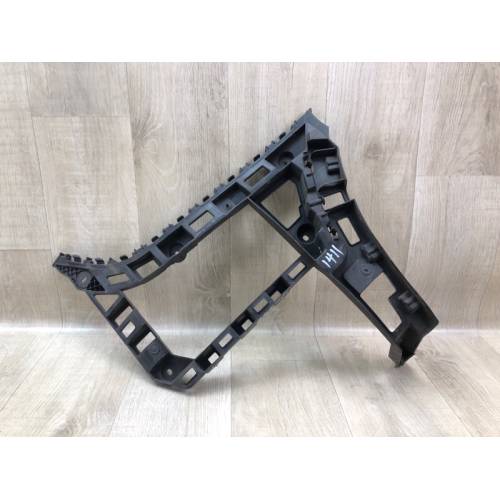 Кронштейн заднього бампера прав. VOLKSWAGEN JETTA USA 10-17