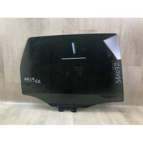 Стекло двери задн. прав. FORD ESCAPE 12-19