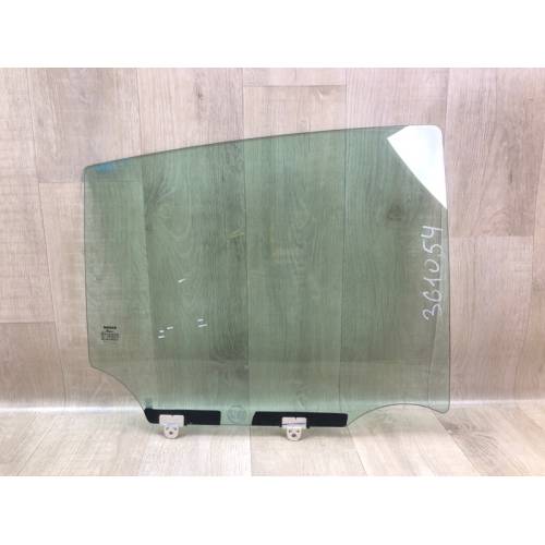 Стекло двери задн. прав. NISSAN VERSA B17 11-19