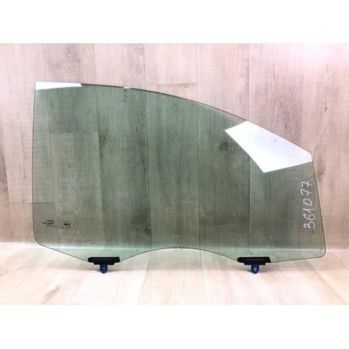 Стекло двери передн. прав. TOYOTA SIENNA 11-16