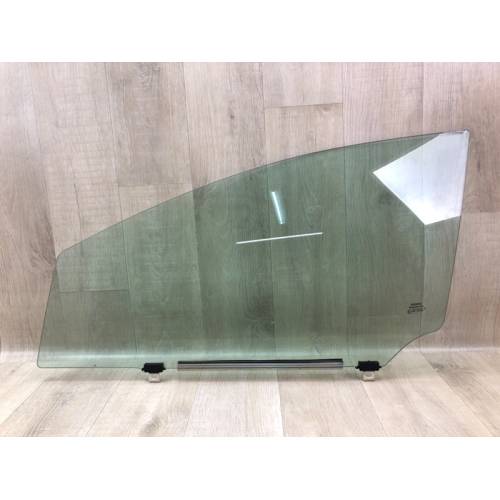 Стекло двери передн. лев. TOYOTA AVENSIS 08-18