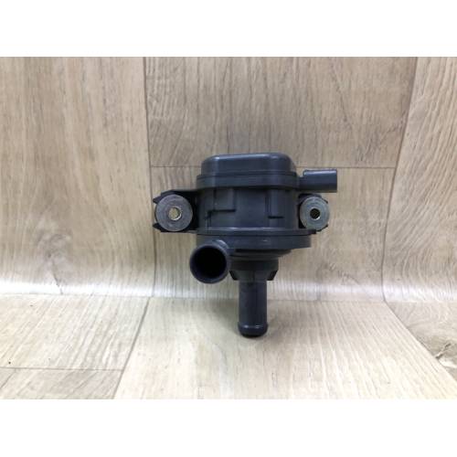 Помпа инвертора LEXUS RX350/450 15-22