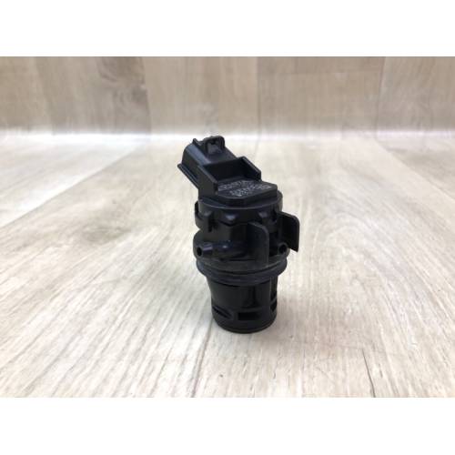 Насос омивача скла TOYOTA COROLLA 150 06-13