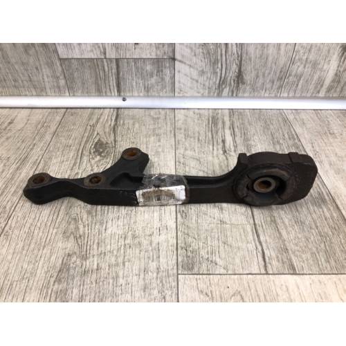 Кронштейн редуктора передн. лев. TOYOTA LAND CRUISER PRADO 120 02-09