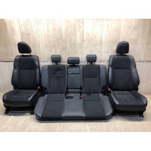 Сиденья комплект TOYOTA RAV4 13-19