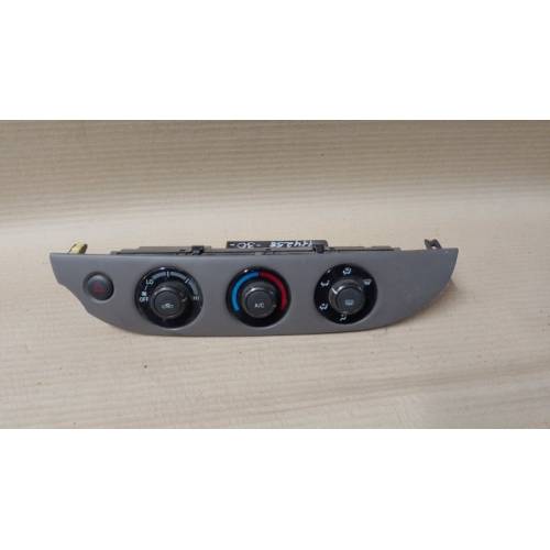 Блок управления печкой TOYOTA CAMRY 30 02-06