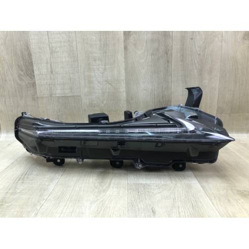 Дневной ходовой огонь прав. LEXUS NX 14-21