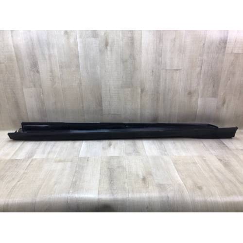 Накладка порогу зовнішня лів. FORD FOCUS 10-18