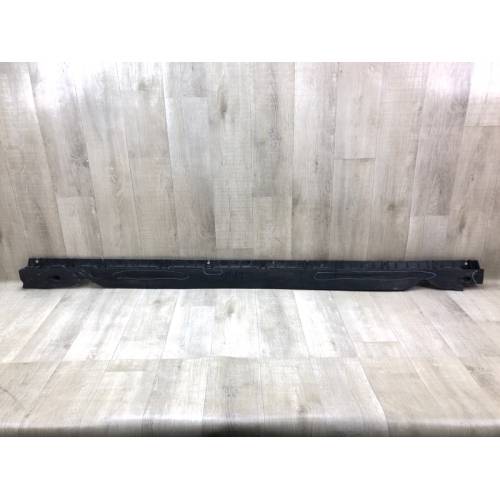 Кронштейн порога прав. TESLA MODEL Y 19-